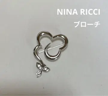 NINA RICCI 니나리치 큐빅 실버 브로치