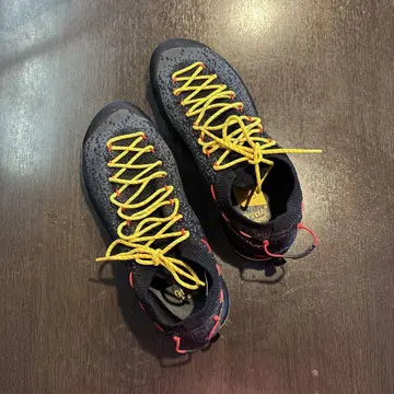 LA SPORTIVA TX2 어프로치 슈즈 39 시착만 한 상품
