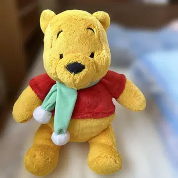 곰돌이 푸 봉제 인형 빨간 스웨터 양쪽 포켓 부착 새상품급