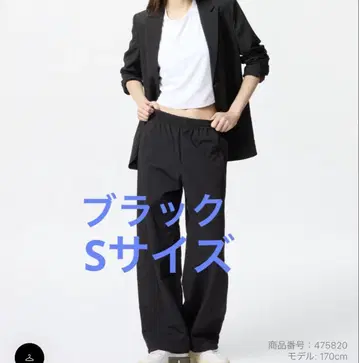 (새상품) 유니클로 기어 팬츠 S 사이즈 블랙 검정 온라인 완판템
