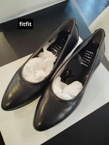 미사용 새상품 fitfit 블랙 가죽 스틸레토 펌프스 [FF] 박스 포함