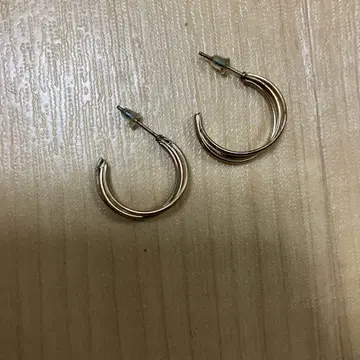 골드 후프 귀걸이
