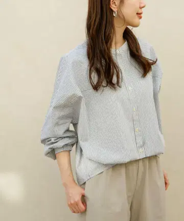어반 리서치 써니 라벨 프론트 턱 밴드 카라 셔츠