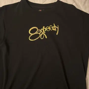 8e greedy 블랙 티셔츠