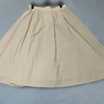 TO BE CHIC 베이지 스커트