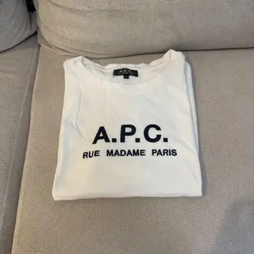 아페쎄 화이트 티셔츠 RUE MADAME PARIS