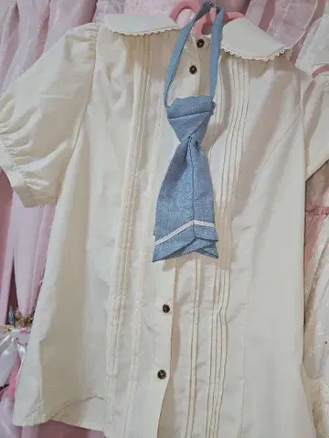 시마무라 쿠루미 블라우스