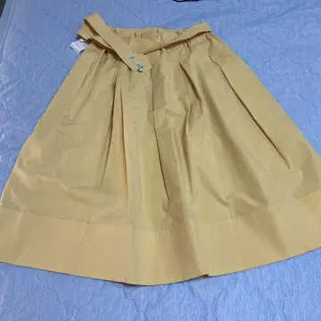 TO BE CHIC 스커트