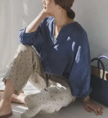 URBAN RESEARCH DOORS 린넨 드로스트 돌먼 블라우스