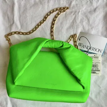 JW ANDERSON 네온 그린 클러치 백