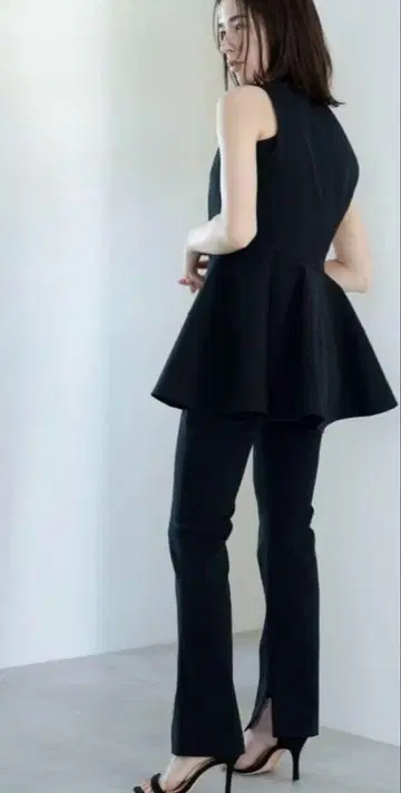 메종 돌체 슬림 레그 팬츠 [블랙]