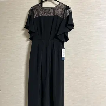 블랙 레이스 트림 점프 수트