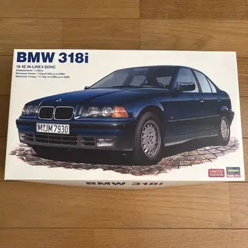 BMW 318i 프라모델 1:24 한정판