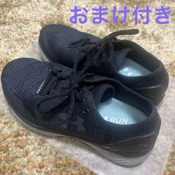 언더아머 스니커즈 23.5cm 덤 포함