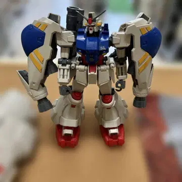 건담 GP02A 사이사리스