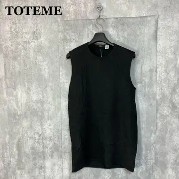 TOTEME 23SS 슬리브리스 탑 36