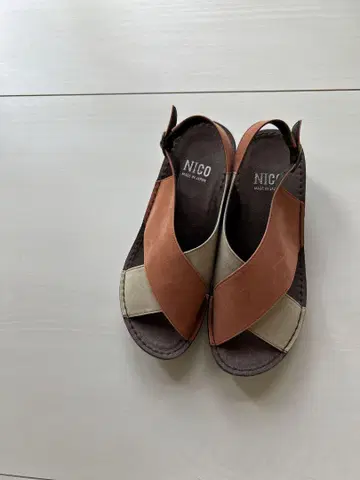 신상품, 미사용, NICO 컴포트 샌들 오렌지, 베이지