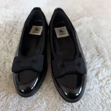 오페라 펌프스 가죽 에나멜 24CM 가죽 밑창 맥케이 제법