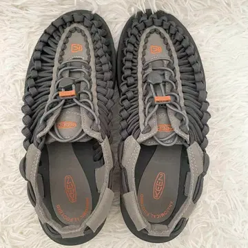 KEEN UNEEK FLAT 샌들 US7 25cm 상당