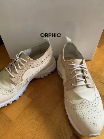 ORPHIC HELLION BLEND 스니커즈 7.0 내추럴