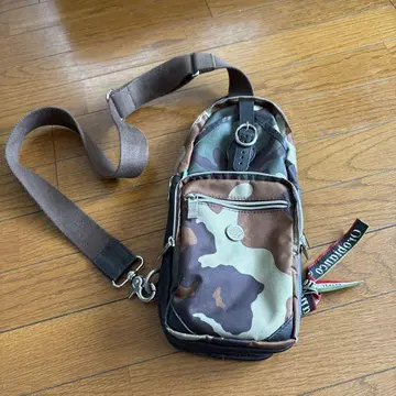 오로비안코 바디백