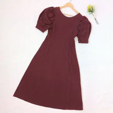 새상품급 MOUSSY 롱 원피스 A 라인 퍼프 슬리브 버건디