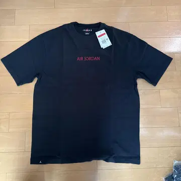 40%OFF 미사용 새상품 조던 블랙 티셔츠 US:L 사이즈