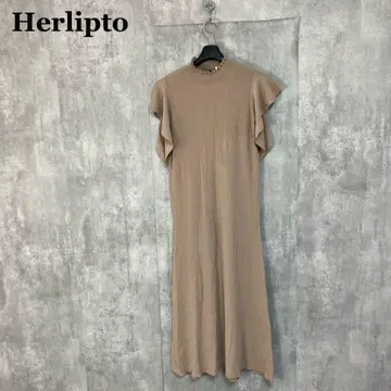 헤르립토 러플 소매 벨트 장식 니트 드레스