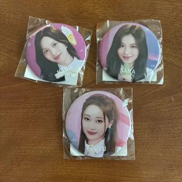 TWICE 캔뱃지 팝업 MINA SANA TZUYU