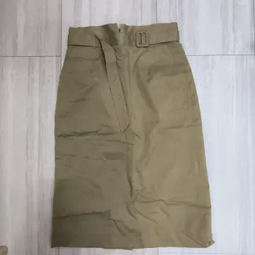 NATURAL BEAUTY BASIC 베이지 타이트 스커트