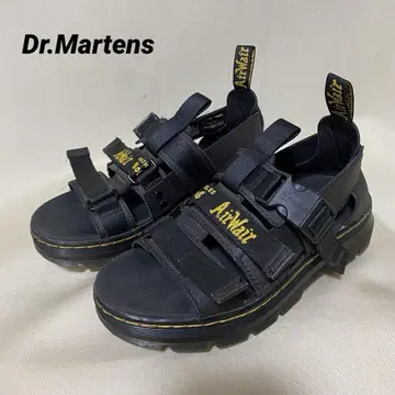 Dr.Martens 닥터마틴 스트랩 샌들