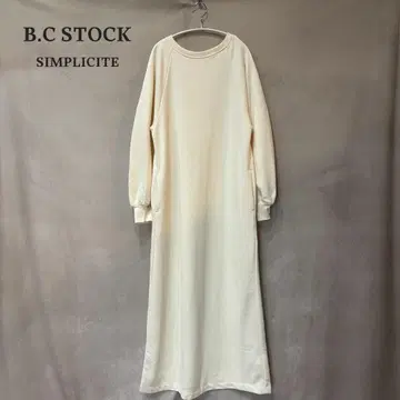 B.C STOC SIMPLICITE 쭈리 맨투맨 원피스