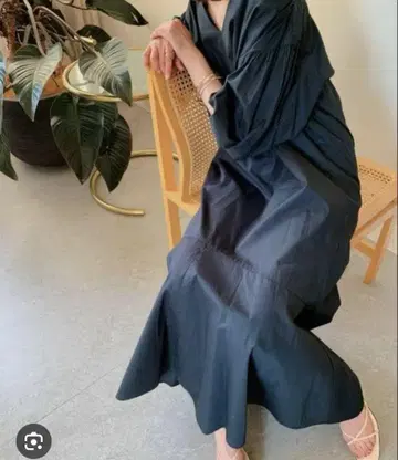 새상품급 개럴개런트 퍼프 슬리브 맥시 원피스 S