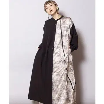 오즈모시스 2WAY 프린트 절개 원피스