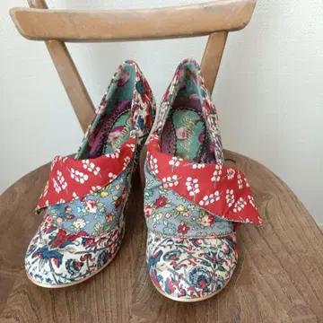 Mutiny by Irregular Choice 힐 36 23cm
