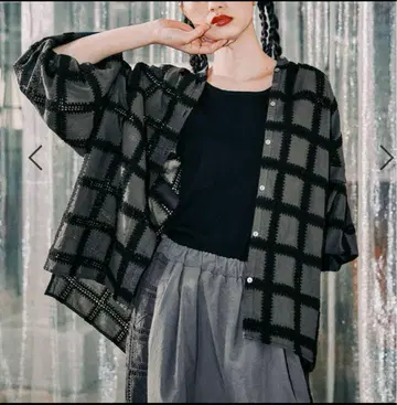 니코앤드 [MODE NORM CORE] 엠블로 보일 밴딩 셔츠 블랙