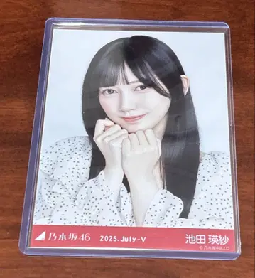 경질 케이스 포함 노기자카46 이케다 에이사 도트 브로마이드