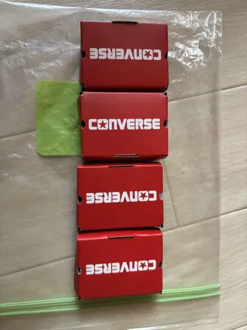 CONVERSE 미니 피규어 컬렉션 4개 세트