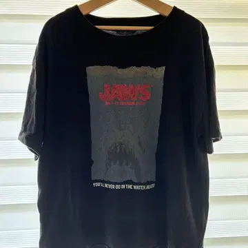 JEANASIS JAWS 티셔츠 프리 사이즈