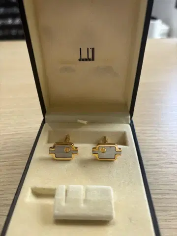 컨디션 최상 던힐 커프스