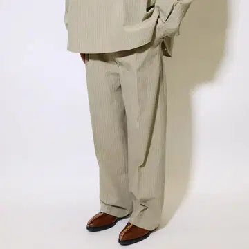 SATOU NEMAKI WIDE SLACKS 스트라이프 와이드 팬츠