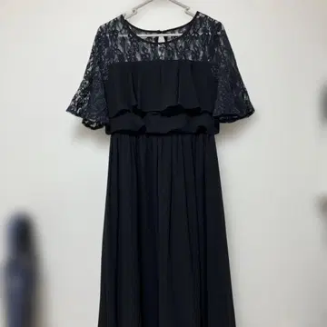 블랙 레이스 프릴 반팔 파티 드레스 블랙 쉬폰 숄더 케이프 포함