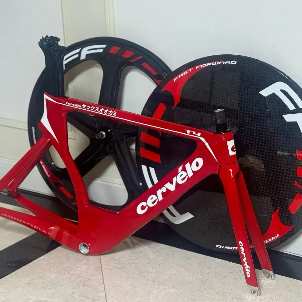 CERVELO | 써벨로 Cervelo T4 Frameset + Crnk Set on Bunjang Global