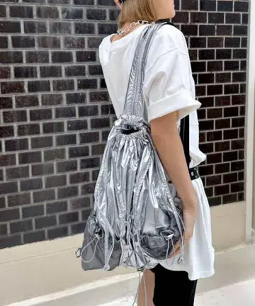 페이지 보이 2way 라이트 백팩 실버