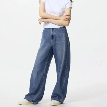 유니클로 배기 커브 청바지 짧은 기장 24