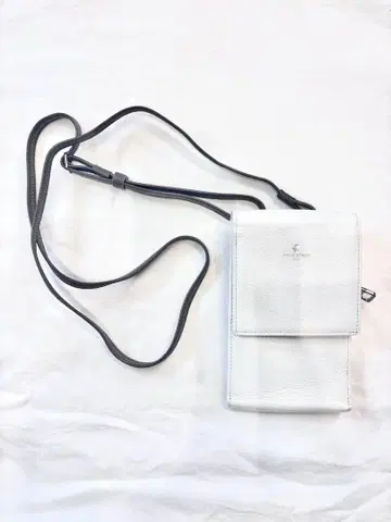 PELLE BORSA(펠레 보르사) 숄더 지갑