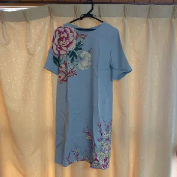 ETRO 스카이블루 꽃무늬 반팔 원피스 택 포함 새상품