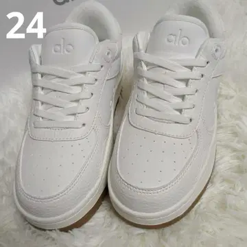 ALO Yoga Recovery Mode Sneaker 화이트 24cm