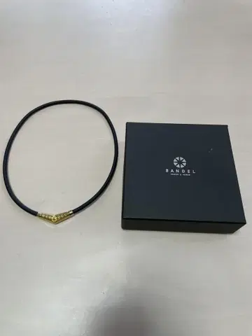 BANDEL 목걸이 블랙 골드