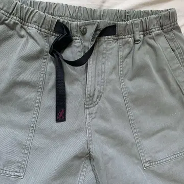그라미치 팬츠